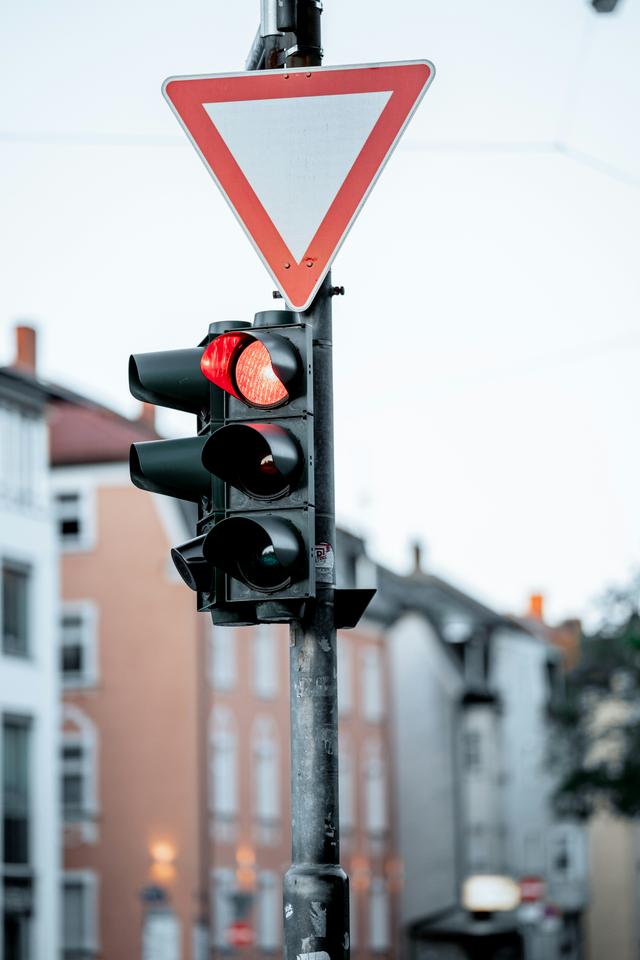 Mikro-Meditation an einer roten Ampel